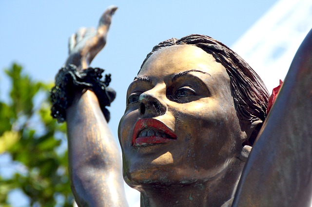 Staty föreställande Kylie Minogue